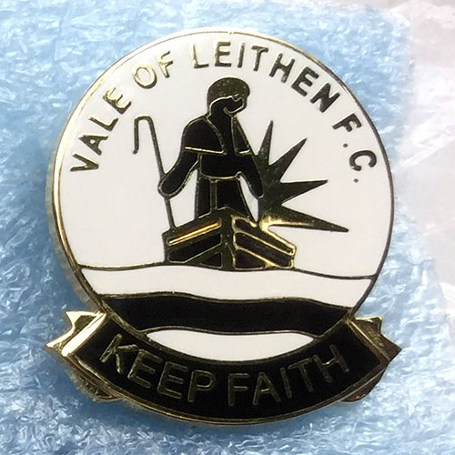 vale of leithen fc pin значок