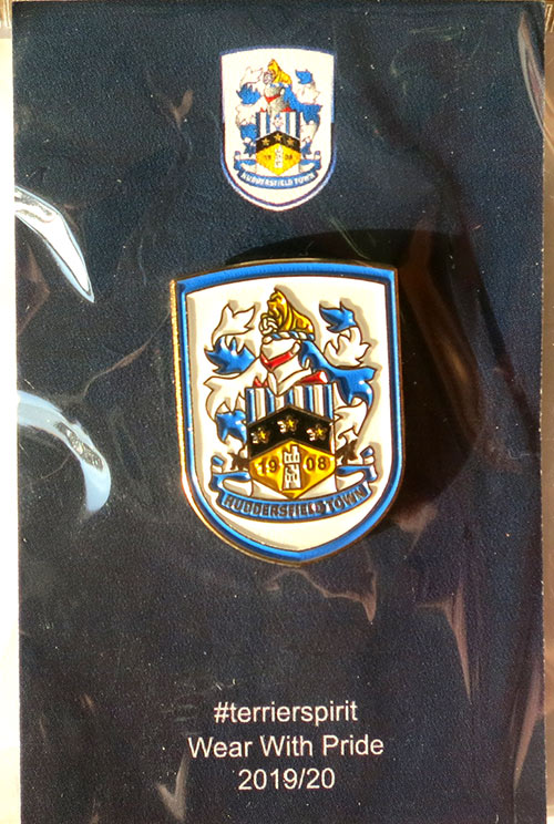 huddersfield town pin badge значок Хаддерсфилд